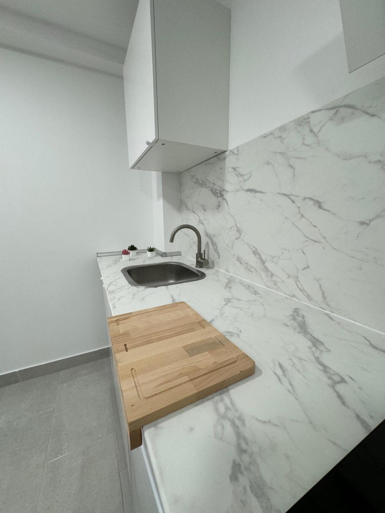 Apartamento Leon Centrico, Moderno Y Muy Equipado Almansa Luaran gambar
