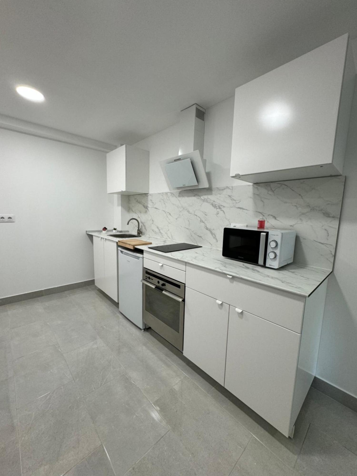 Apartamento Leon Centrico, Moderno Y Muy Equipado Almansa Luaran gambar