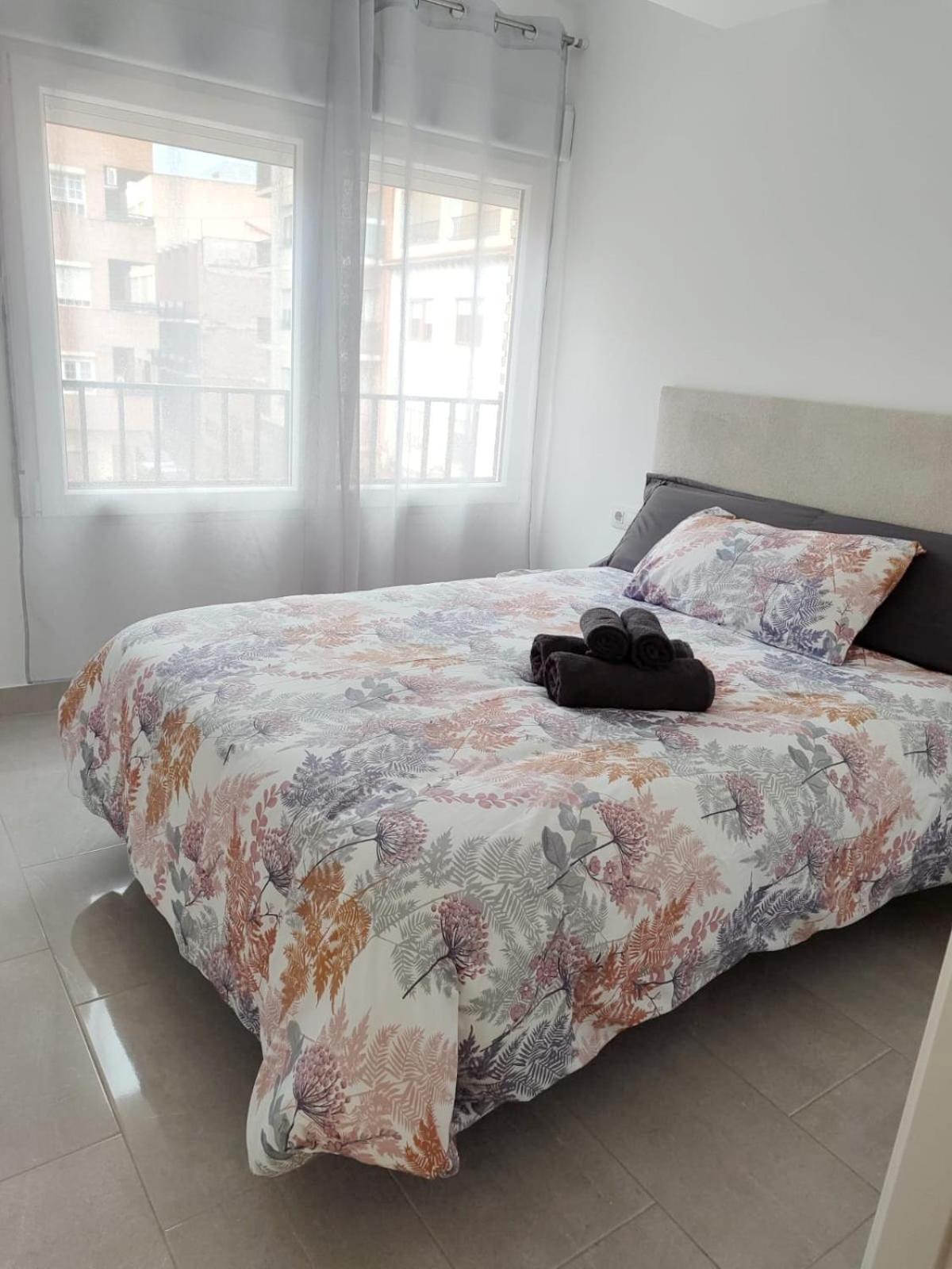Apartamento Leon Centrico, Moderno Y Muy Equipado Almansa Luaran gambar